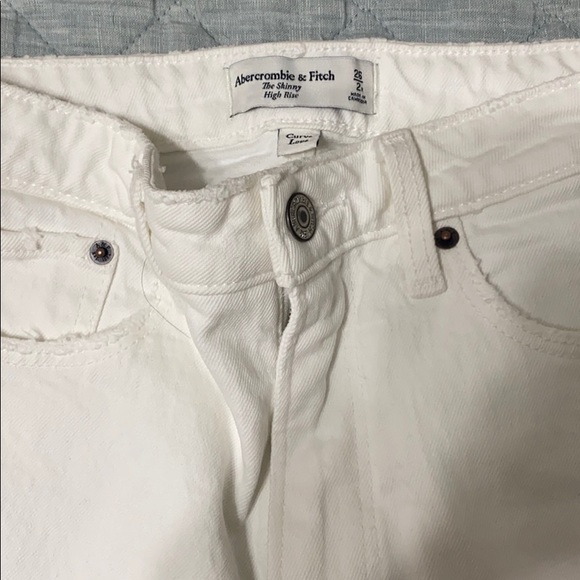 White Jeans - Picture 2 of 3